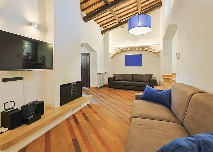 Majorelle Luxury Rome